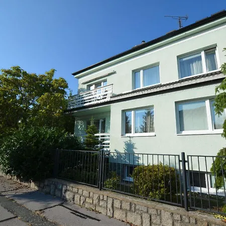 Pretty In With Garden, Balcony, Parking Apartmán *
