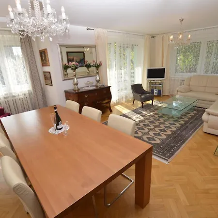 Pretty In With Garden, Balcony, Parking Apartmán Poděbrady